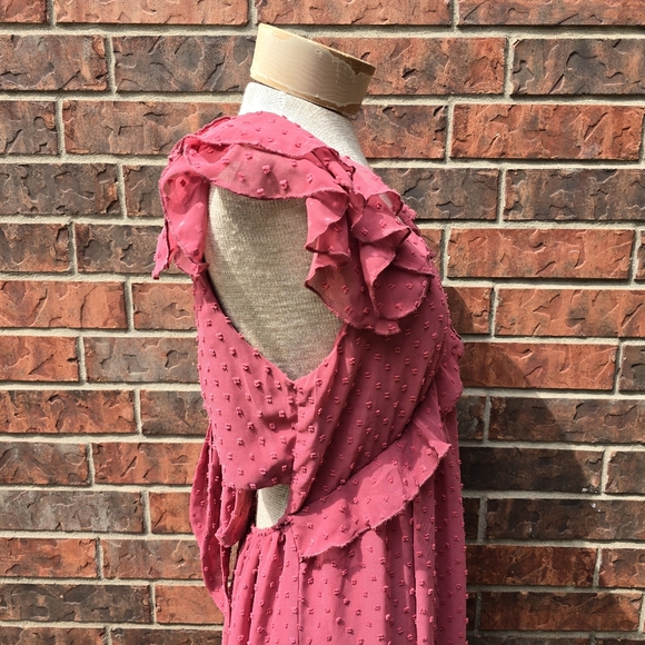 Francescas Ruffle Strap Clipdot Maxi Dress Rose Cutout Sleeveless Ruffle Sz L - Picture 8 of 14